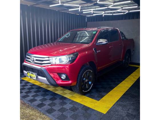 TOYOTA HILUX 2.8 SRV 4X4 CD 16V DIESEL 4P AUTOMÁTICO